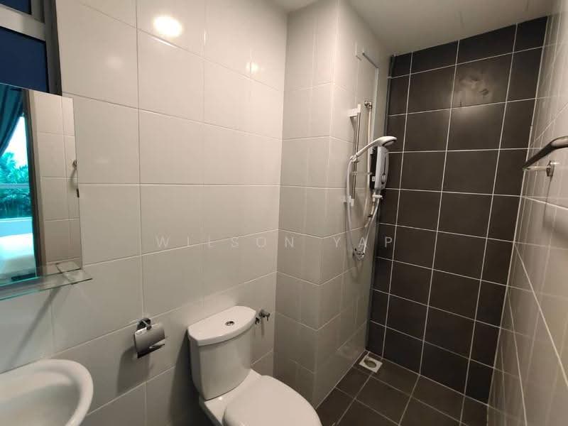 Kediaman Servis untuk Disewa di The Zizz @ Damansara North - Wilson Yap - Bathroom - PropertyGuru.com.my