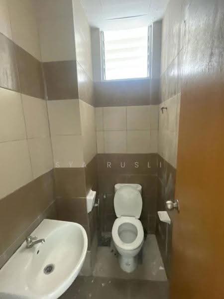 Shop / Office for Rent in Putrajaya (Putrajaya) - Sya Rusli - Bathroom - PropertyGuru.com.my