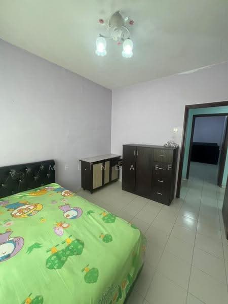 Pangsapuri untuk Dijual di Villa Krystal @ Bandar Selesa Jaya - Melinda Ee - Bedroom - PropertyGuru.com.my