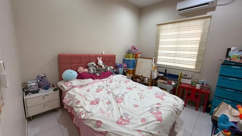 Rumah Teres 2-Tingkat untuk Dijual di Taman Setia Indah (Tebrau) - Sausa Lee - Bedroom - PropertyGuru.com.my
