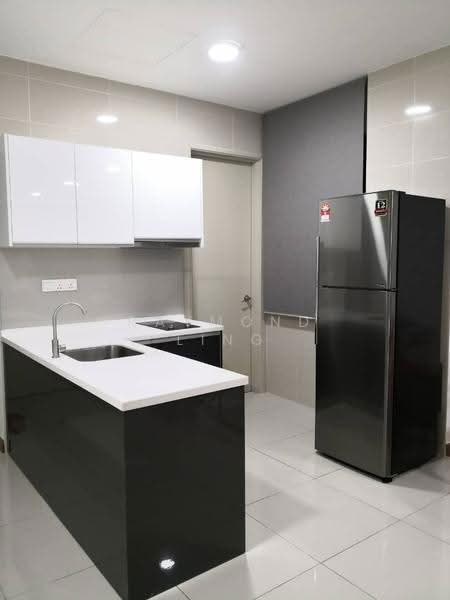 Service Residence for Sale at KL Gateway Residences - Raymond Ling - Kitchen - PropertyGuru.com.my