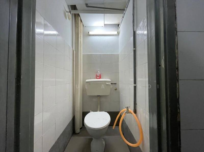 Apartment for Rent at Pangsapuri Palma - Hazrul Affandi - Bathroom - PropertyGuru.com.my