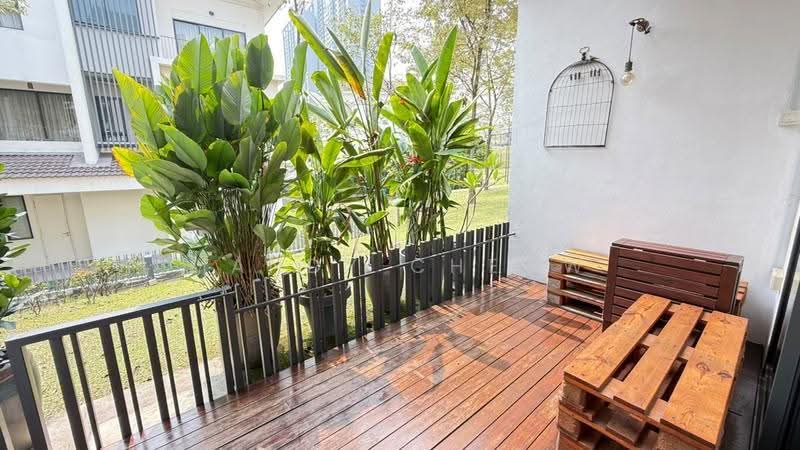 Rumah Teres 3-Tingkat untuk Dijual di Tamansari (Rawang) - Mandy Cheow - Balcony - PropertyGuru.com.my