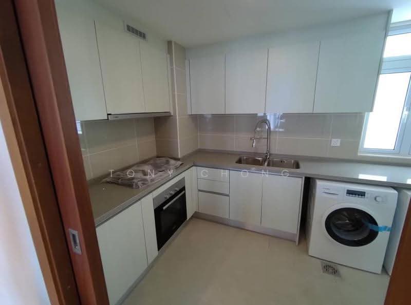 Kondominium untuk Dijual di Paradiso Nuova (Merak Kayangan) - Tony Chong - Kitchen - PropertyGuru.com.my