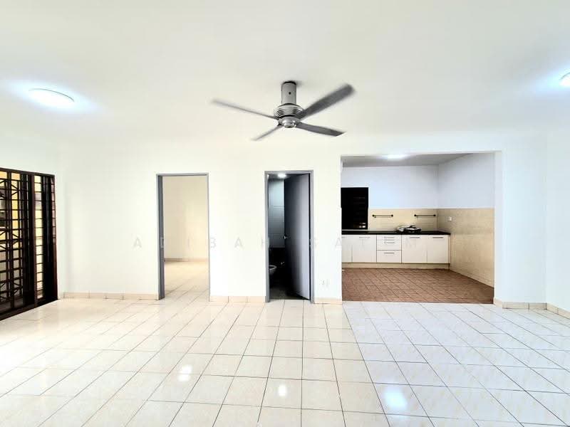 Condominium for Sale at Palm Spring @ Damansara - Adibah Salim - Living Room - PropertyGuru.com.my