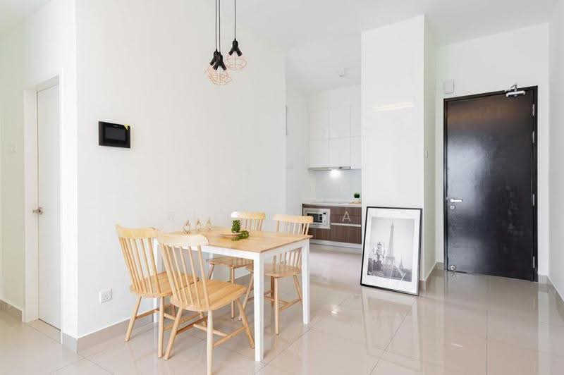 Service Residence for Sale at Lavile Kuala Lumpur - Ric Cheah - Dining Room - PropertyGuru.com.my