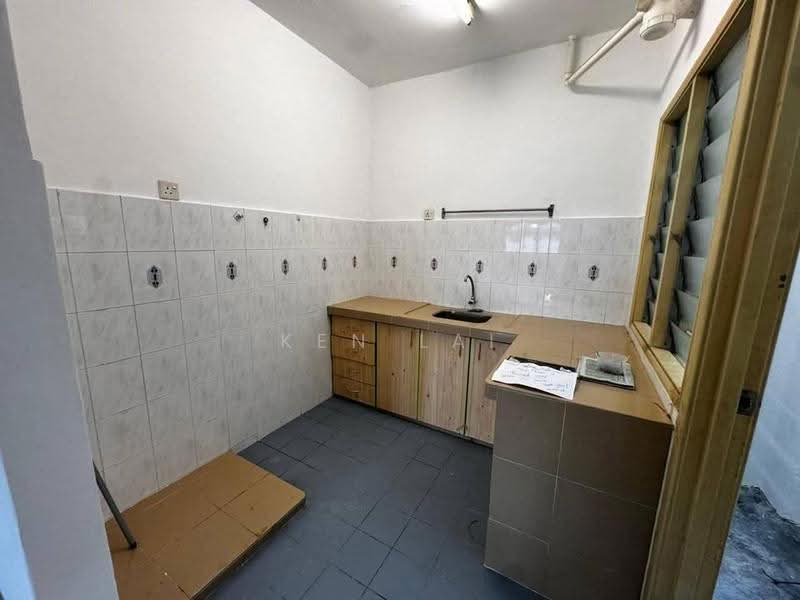 Apartment for Sale at Sri Penaga - Ken Lai - Kitchen - PropertyGuru.com.my