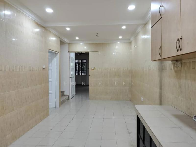 2-storey Terraced House for Rent in Teluk Intan (Perak) - Fennie Tee - Interior - PropertyGuru.com.my