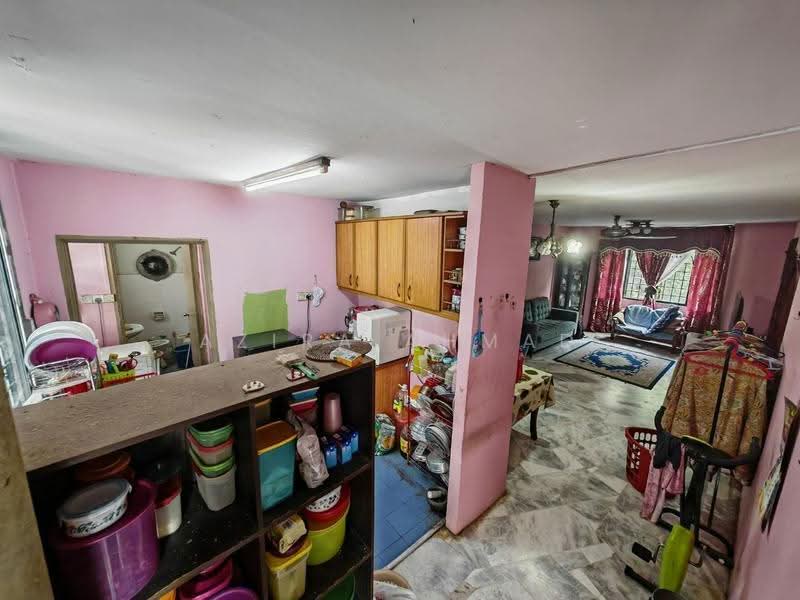 Apartment for Sale at Taman Putra Perdana - Azira Ahmad - Kitchen - PropertyGuru.com.my