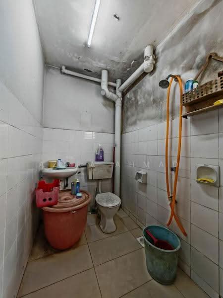Apartment for Sale at Taman Putra Perdana - Azira Ahmad - Bathroom - PropertyGuru.com.my