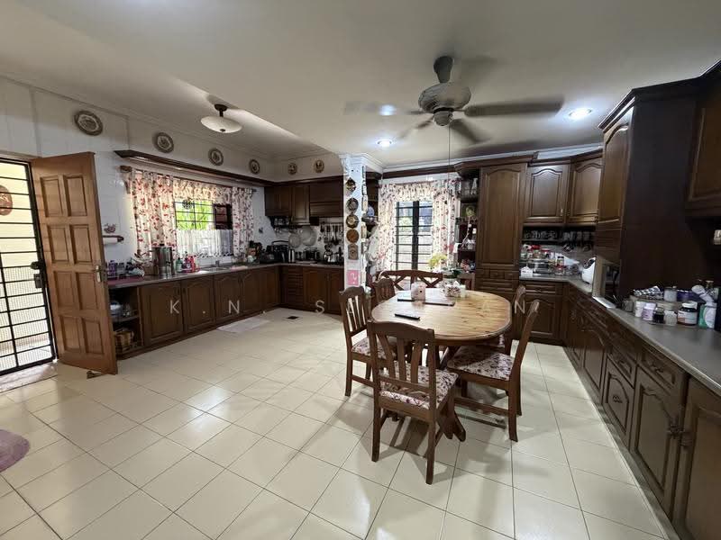 Rumah Teres 2-Tingkat untuk Dijual di Taman Bangsar (Bangsar) - K.N. Segaran - Kitchen - PropertyGuru.com.my