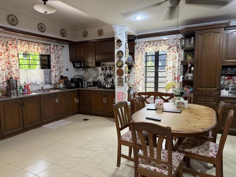 Rumah Teres 2-Tingkat untuk Dijual di Taman Bangsar (Bangsar) - K.N. Segaran - Kitchen - PropertyGuru.com.my