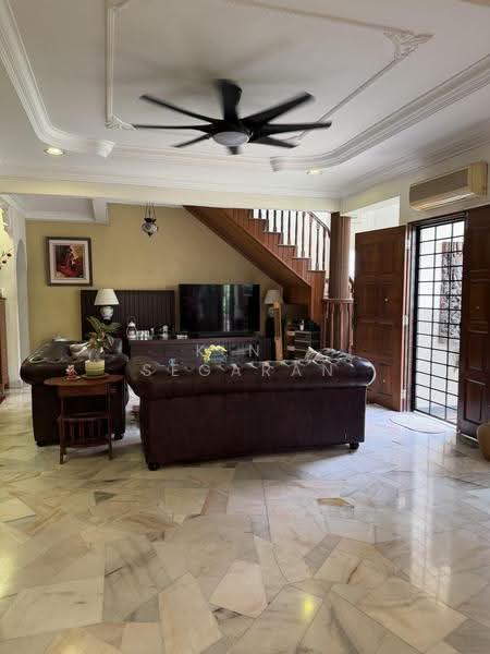 Rumah Teres 2-Tingkat untuk Dijual di Taman Bangsar (Bangsar) - K.N. Segaran - Living Room - PropertyGuru.com.my