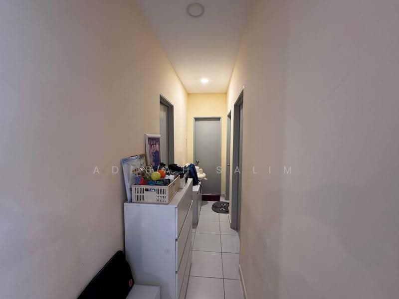 Kediaman Servis untuk Dijual di The Zizz @ Damansara North - Adibah Salim - Corridor - PropertyGuru.com.my