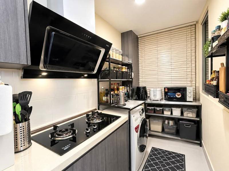 Kediaman Servis untuk Dijual di The Zizz @ Damansara North - Adibah Salim - Kitchen - PropertyGuru.com.my