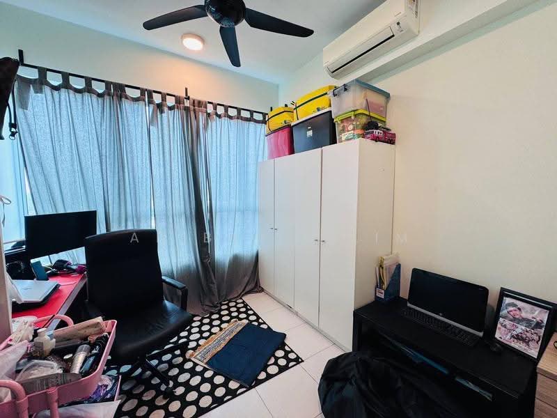 Kediaman Servis untuk Dijual di The Zizz @ Damansara North - Adibah Salim - Study - PropertyGuru.com.my