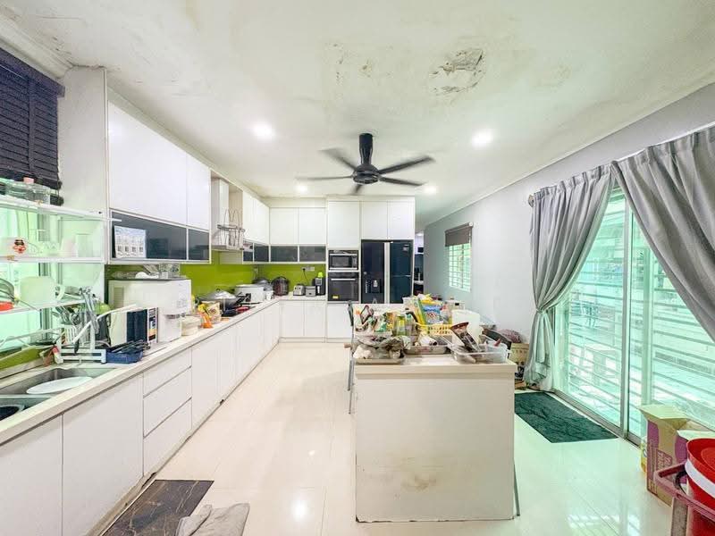Rumah Teres 2-Tingkat untuk Dijual di Taman Lestari Perdana (Seri Kembangan) - BILYA ARIFF - Kitchen - PropertyGuru.com.my