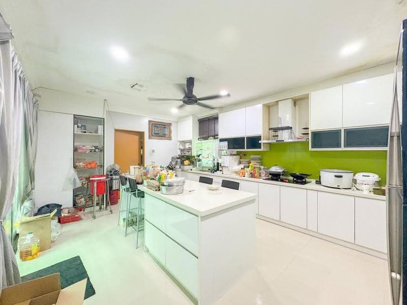 Rumah Teres 2-Tingkat untuk Dijual di Taman Lestari Perdana (Seri Kembangan) - BILYA ARIFF - Kitchen - PropertyGuru.com.my