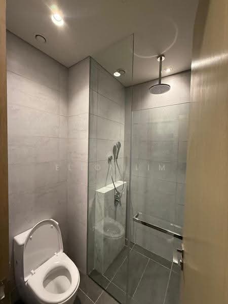 Kediaman Servis untuk Disewa di The Conlay - Eldon Lim - Bathroom - PropertyGuru.com.my