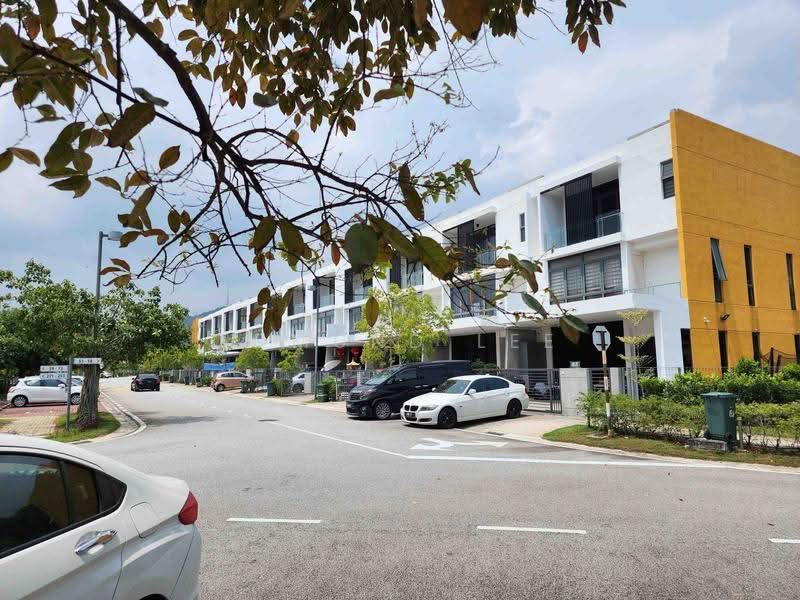 Rumah Teres untuk Dijual di Lake Fields (Sungai Besi) - Edmund Lee - PropertyGuru.com.my