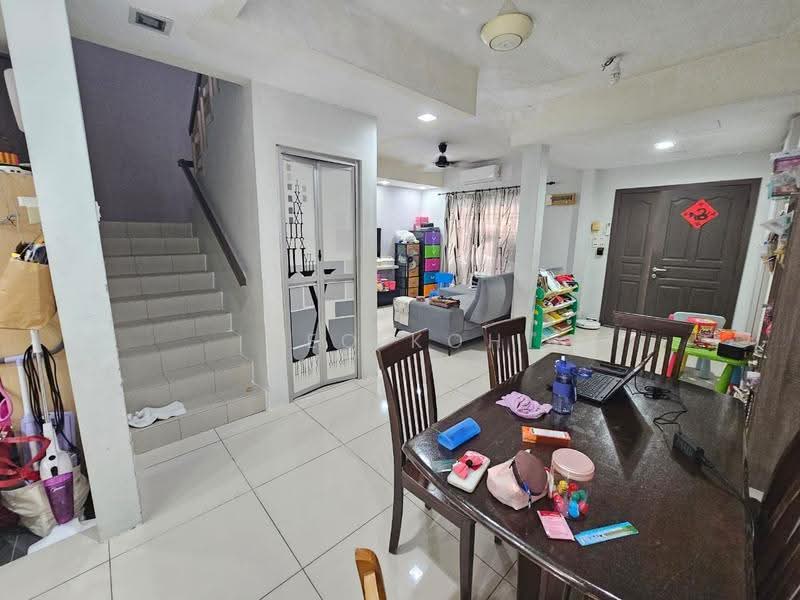 Rumah Teres 2-Tingkat untuk Dijual di Bandar Putra Permai (Seri Kembangan) - Leo Koh - Interior - PropertyGuru.com.my