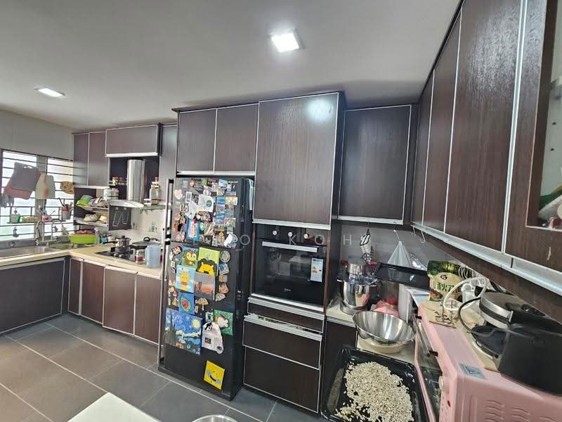 Rumah Teres 2-Tingkat untuk Dijual di Bandar Putra Permai (Seri Kembangan) - Leo Koh - Kitchen - PropertyGuru.com.my