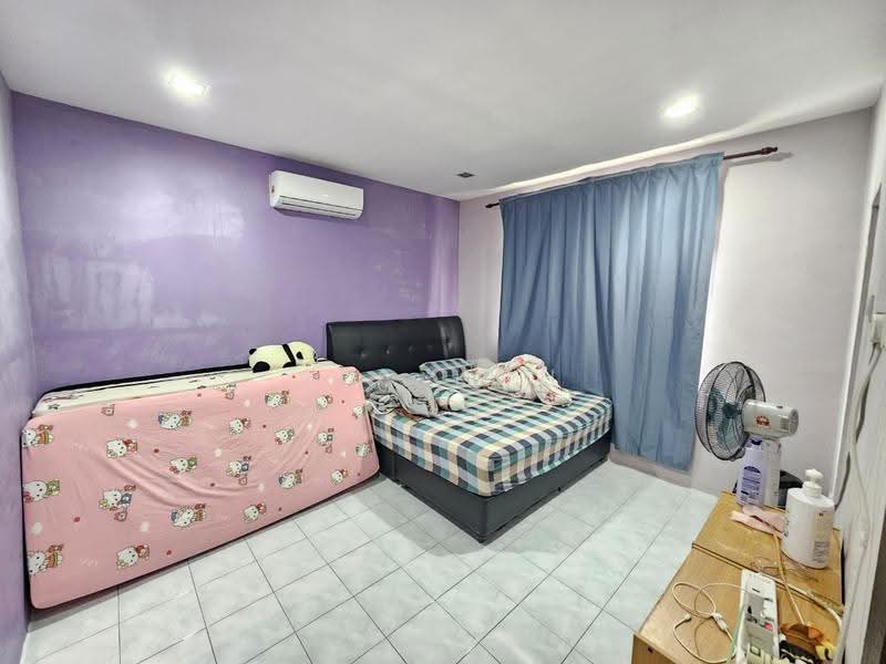 Rumah Teres 2-Tingkat untuk Dijual di Bandar Putra Permai (Seri Kembangan) - Leo Koh - Bedroom - PropertyGuru.com.my