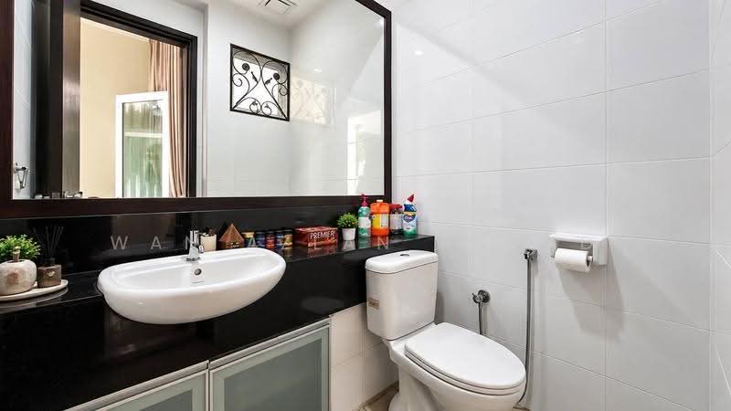Vila Berkembar untuk Dijual di Shah Alam (Selangor) - Wan Azlan Ahmad - Bathroom - PropertyGuru.com.my