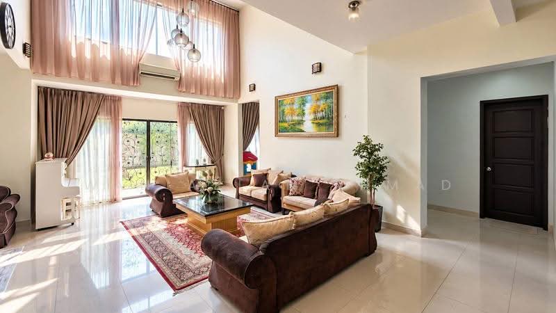 Vila Berkembar untuk Dijual di Shah Alam (Selangor) - Wan Azlan Ahmad - Living Room - PropertyGuru.com.my