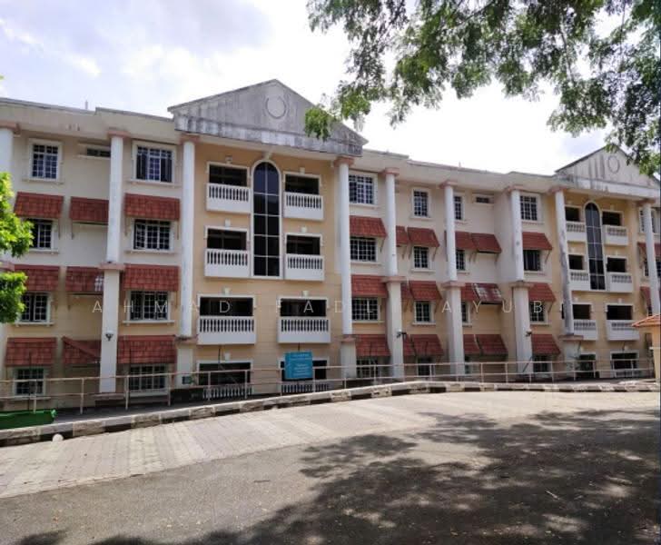 Rumah Teres 4-Tingkat untuk Disewa di Nilai (Negeri Sembilan) - Ahmad Fadli Ayub - Exterior - PropertyGuru.com.my