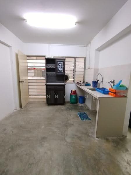 Flat for Rent at Green Garden - Sunny Lok - Kitchen - PropertyGuru.com.my