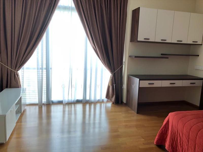 Rumah Teres 3-Tingkat untuk Dijual di Cyberjaya (Selangor) - Gaily Tay - Study - PropertyGuru.com.my