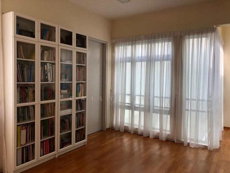 Rumah Teres 3-Tingkat untuk Dijual di Cyberjaya (Selangor) - Gaily Tay - Study - PropertyGuru.com.my