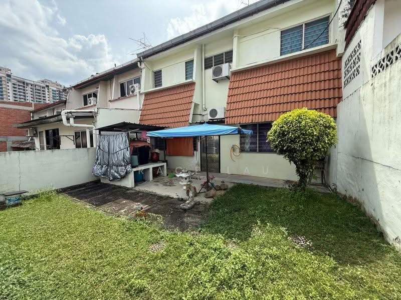 2-storey Terraced House for Sale in Taman Kolam Air (Johor Bahru) - Grace Lau - Exterior - PropertyGuru.com.my