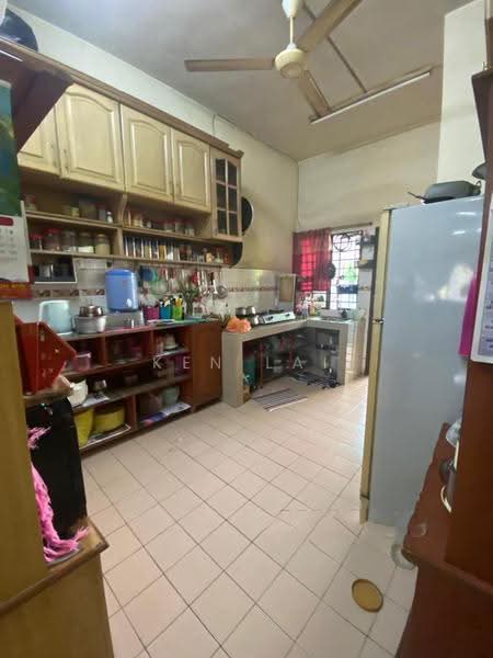 Terraced House for Sale in Bandar Puteri Klang (Klang) - Ken Lai - Kitchen - PropertyGuru.com.my