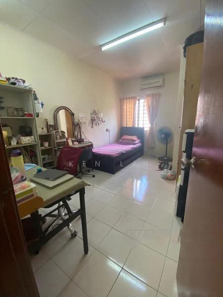 Terraced House for Sale in Bandar Puteri Klang (Klang) - Ken Lai - Bedroom - PropertyGuru.com.my