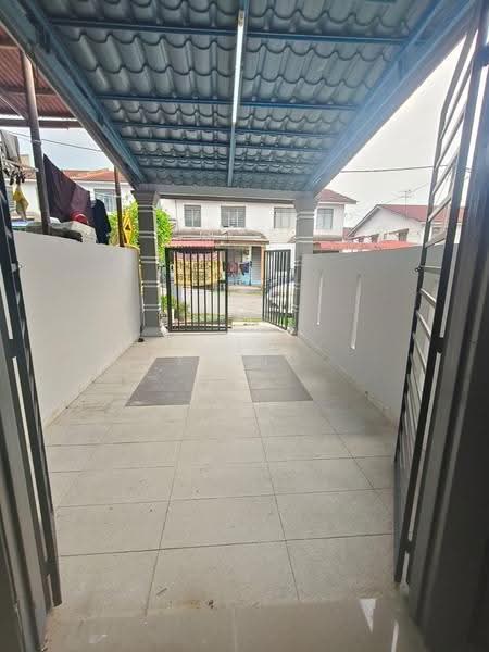 Townhouse for Sale in Rembia (Melaka) - Ys Ng - Exterior - PropertyGuru.com.my