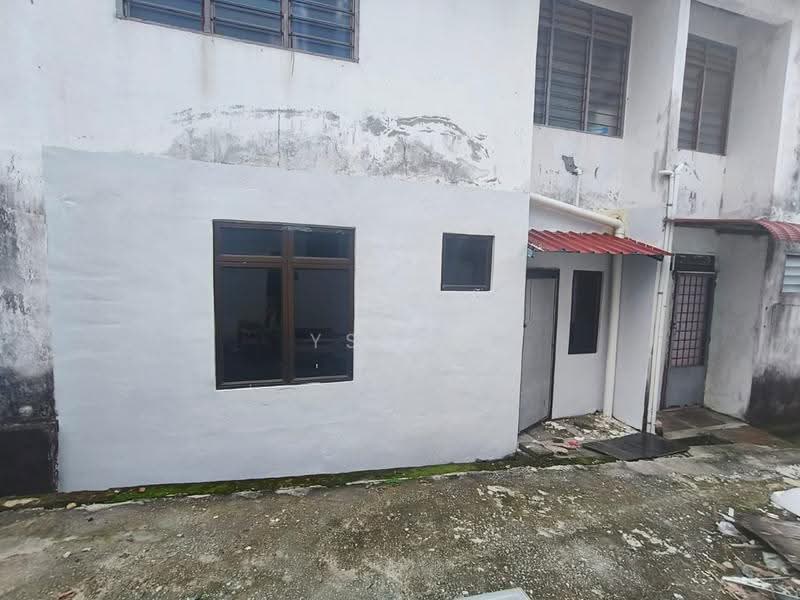Townhouse for Sale in Rembia (Melaka) - Ys Ng - Exterior - PropertyGuru.com.my