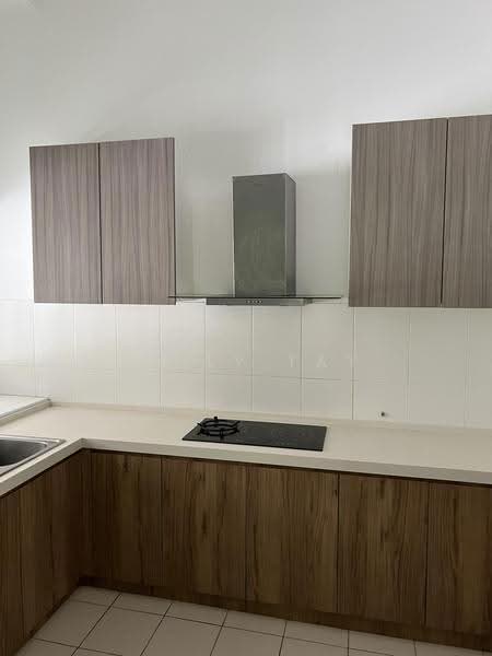 3-storey Terraced House for Sale in Cyberjaya (Selangor) - Gaily Tay - Kitchen - PropertyGuru.com.my