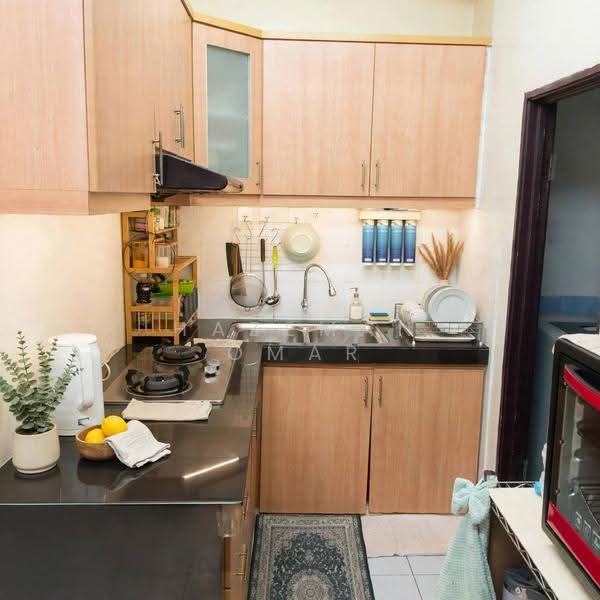 Rumah Flat untuk Dijual di Mesra Ria - Hazeman Omar - Kitchen - PropertyGuru.com.my