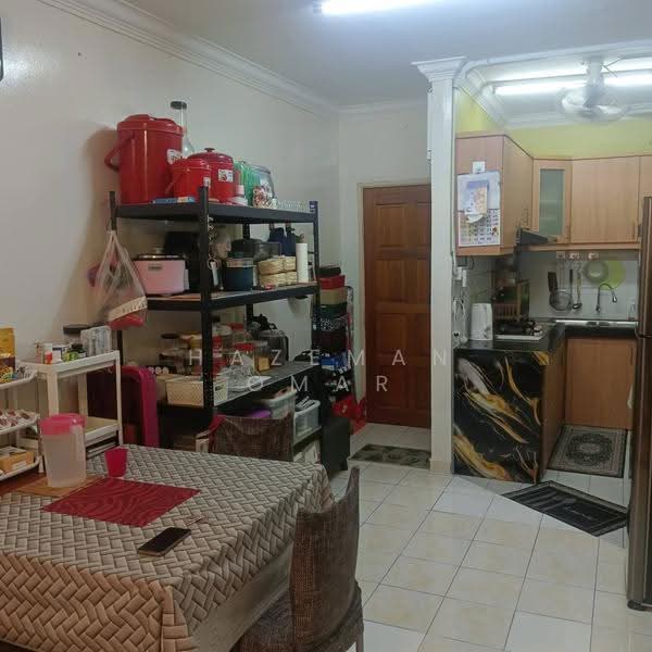 Rumah Flat untuk Dijual di Mesra Ria - Hazeman Omar - Kitchen - PropertyGuru.com.my