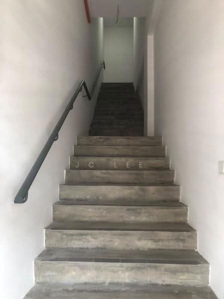 Shop for Sale in Kepong (Kuala Lumpur) - JC Lee - Corridor - PropertyGuru.com.my