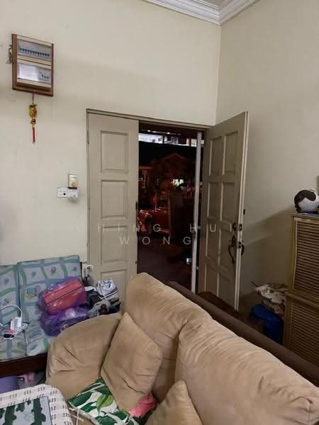 1-storey Terraced House for Sale in Taman Nelly Phase 9 (Kota Kinabalu) - Ching Hui Wong - Living Room - PropertyGuru.com.my