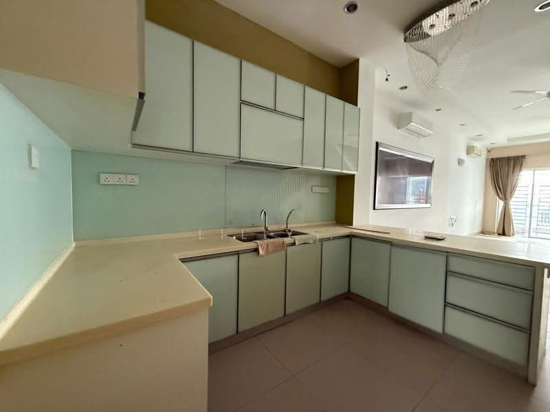 Rumah Teres 3.5-Tingkat untuk Dijual di Permai 2 (Tanjung Bungah) - Lilly . - Kitchen - PropertyGuru.com.my