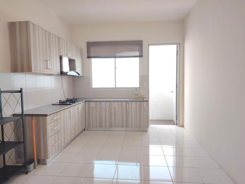 Condominium for Sale at Dahlia Park Condominium - Zack Lee - Kitchen - PropertyGuru.com.my