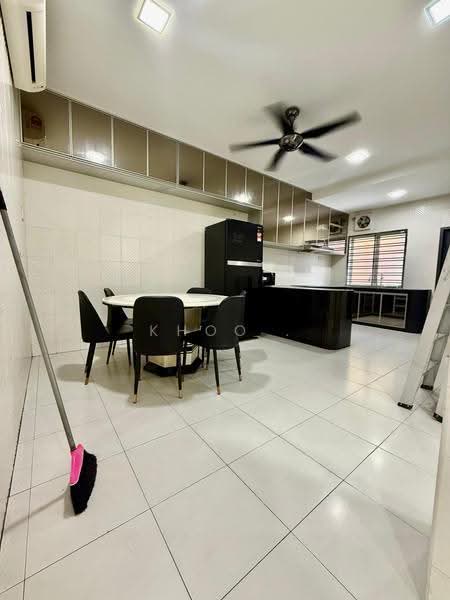 Rumah Teres 2-Tingkat untuk Disewa di Bandar Putra Kulai (Kulai) - Khoo . - Kitchen - PropertyGuru.com.my