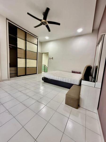 Rumah Teres 2-Tingkat untuk Disewa di Bandar Putra Kulai (Kulai) - Khoo . - Bedroom - PropertyGuru.com.my