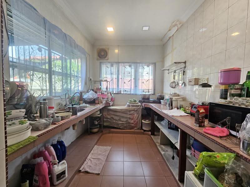 2-storey Terraced House for Sale in Taman Connaught (Cheras) - Kent Fatt - Kitchen - PropertyGuru.com.my