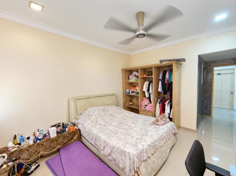 2-storey Terraced House for Sale in Taman Connaught (Cheras) - Kent Fatt - Bedroom - PropertyGuru.com.my