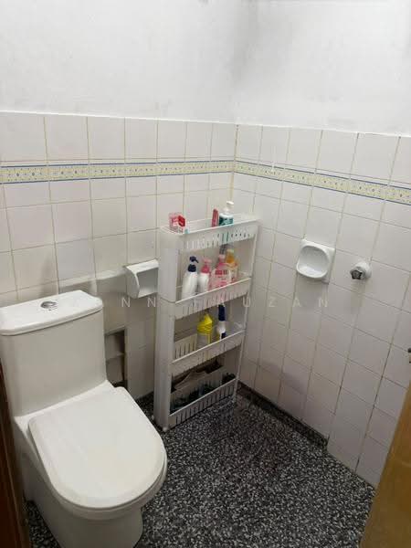 2-storey Terraced House for Sale in Bukit Beruntung (Selangor) - Zann Fauzan - Bathroom - PropertyGuru.com.my